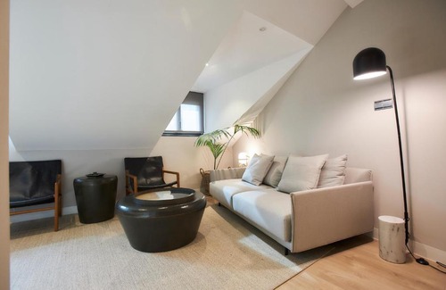 Huertas Apartment | U-Sense Madrid Santa Ana