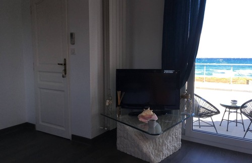 Pineto Villa | U STAGNU guest room MARE room sea view les in the water