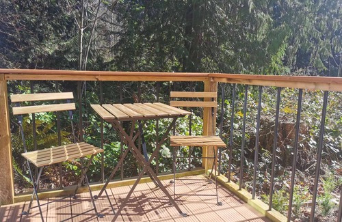 Powell River Apartment | U1 Seaside Serenity: Seal Bay Glamping Retreat
