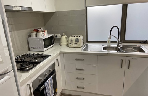 Brunswick West Apartment | U101 Brunswick Living First Flor Balcony Close APT n CBD FreeWifi Tram Doorstep