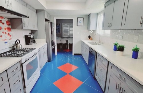 Garden Grove House | UA Charming 3-bedroom house with WiFi, AC in delightful Garden Grove