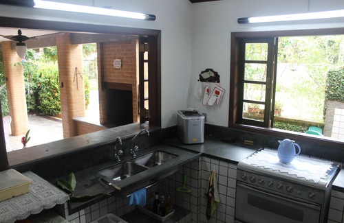 Pedra Verde House | Ubatuba house, 4 bedrooms (2 suites), air conditioning and swimming pool, Lazaro, Jd. Green Stone