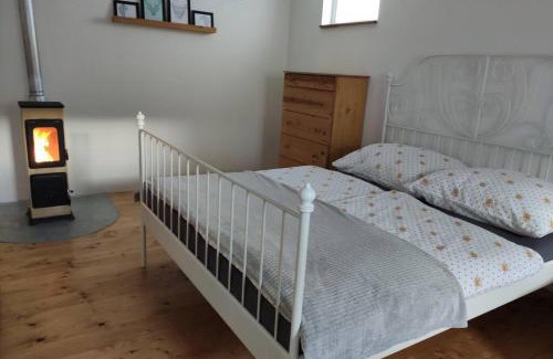 Kostiviarska House | Ubytovanie v Banskej Bystrici - dom s terasou, free private parking