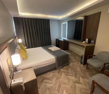 Kavaklidere Hotel | UK ANKARA Hotel