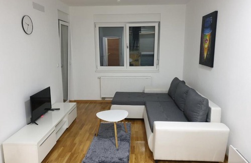 Doboj Apartment | Ukras