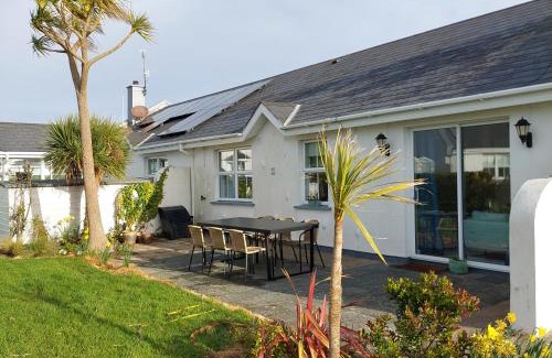 Rosslare Harbour House | Ula Cottage