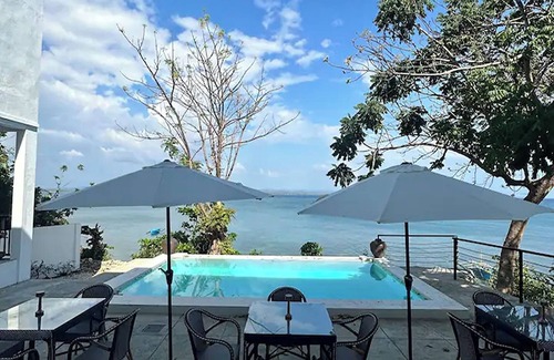 Dasol Villa | Uli Cliffhouse
