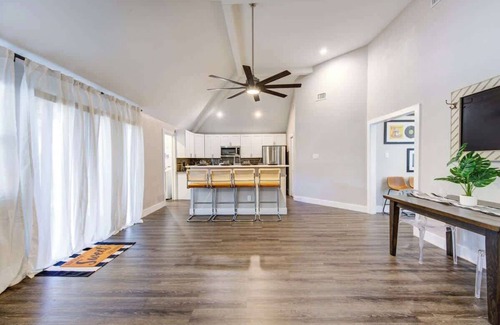 Katy House | Ultimate Getaway Explore Katy & Houston in Style