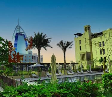 Umm Suqeim 3 Apartment | Ultimate Stay/Burj Al Arab View/Brand New/Amazing Pool with a View/Perfect Holiday/Madinat Jumeirah/2 BDR
