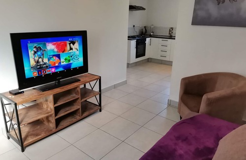 Greater Johannesburg Metropolitan Area Apartment | Ultra house