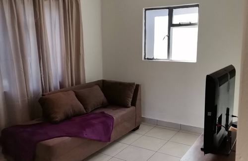 Greater Johannesburg Metropolitan Area Apartment | Ultra house