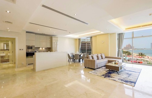 Palm Jumeirah Apartment | Ultra-Spacious 2BR | Beach Access | Atlantis Views
