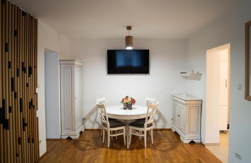 Suceava Apartment | Ultracentral Golden Apartament 1