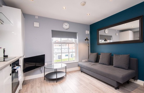 Nottingham City Centre Apartment | Ultraconvenient & Generous 2bed apt w/parking