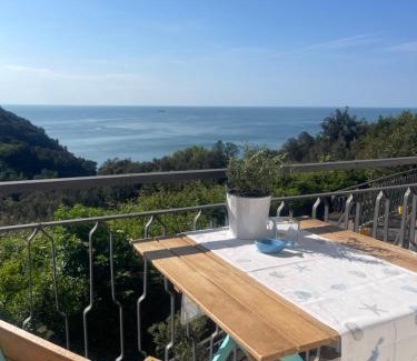 San Terenzo Apartment | UN SOGNO NEL GOLFO DEI POETI new