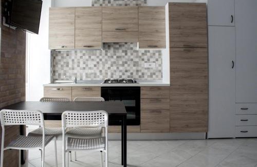 Ciro Marina Apartment | Una finestra sul glicine
