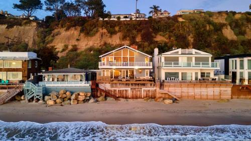 Capistrano Beach House | Unbeatable Beachfront Bliss w Ocean Views Luxe Interiors Patio Beach Road