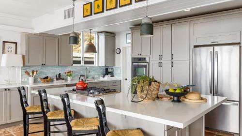 Capistrano Beach House | Unbeatable Beachfront Bliss w Ocean Views Luxe Interiors Patio Beach Road