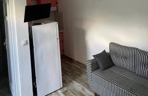 Oren Apartment | Uncle Jack Apart