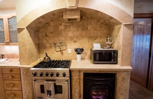 Steamboat Springs Apartment | Under the Gondola - Gondola Suite, Dog Friendly! #VHR-13-02