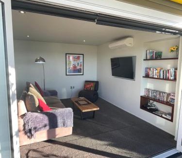 Mount Pleasant Apartment | Under the Yellow Canopy