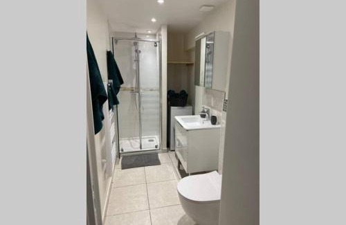 Pontgouin Apartment | Une pause aux Halles. Maison de ville pour 5 pers max