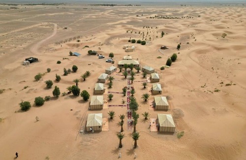 Merzouga RV Rental | Unforgettable night in luxury aunts in the Merzouga dessert!