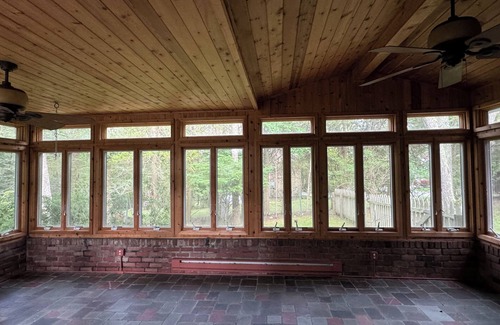 Amagansett North House | Unfurnished Hamptons home 3 min walk to beach