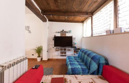 Suburbio IX Aurelio House | UnicusHouse