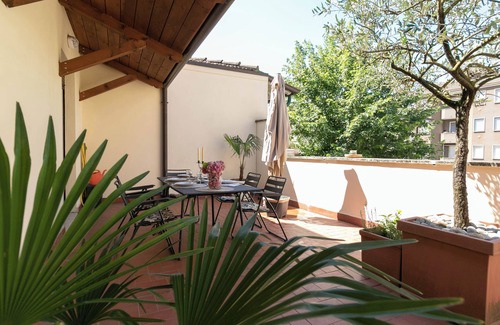 Lecco Apartment | Unika House Lecco - One Bedroom Apartment, Sleeps 5