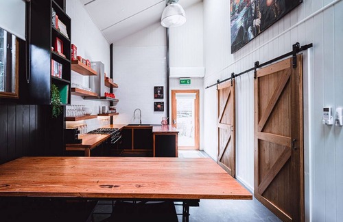 Castlemaine House | Union Street
