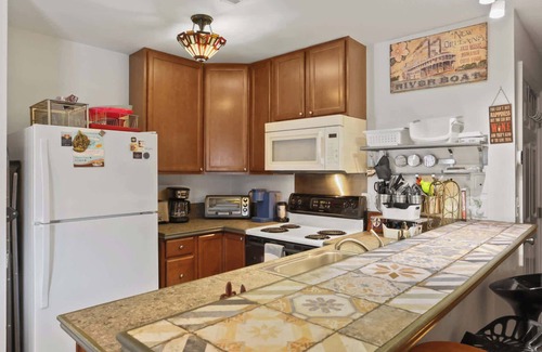 Seventh Ward House | Unique 1BD 'Urban Cabin' close to French Quarter