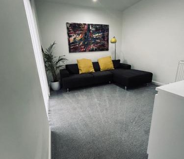 Minworth House | Unique 4 Bedroom House, ideal for HS2, Business People, Contractors & workers
