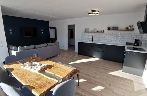 Petting Apartment | Unique and modern apartment with designer bathroom and terrace