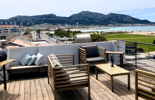 La Plage Apartment | Unique : Appartement 80m2 + Toit Terrasse Panoramique à la Plage vue Imprenable