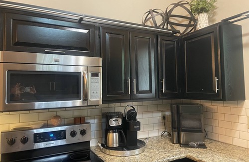 Mishawaka House | Unique barnhouse, newly built, great ND weekend rental, 15 minutes from stadium.