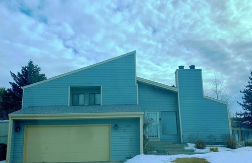 Pocatello House | Unique Home Near Temple and Parks, great for families!