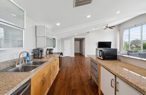 Pflugerville House | Unique Industrial Loft - Brand New!