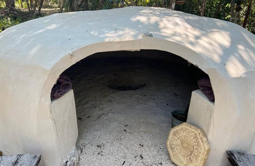 Soliman Bay Apartment | Unique Jungle Dome Ha With Kitchen