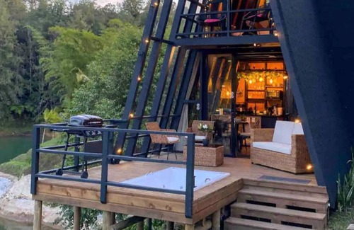 Guatape Ski Chalet | Unique Lake House breathtaking views