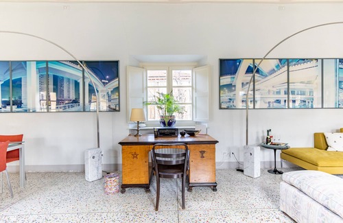 Lucca Historical Center Apartment | Unique lifestyle, modern, airy, inside walls, free garage parking if handicapped