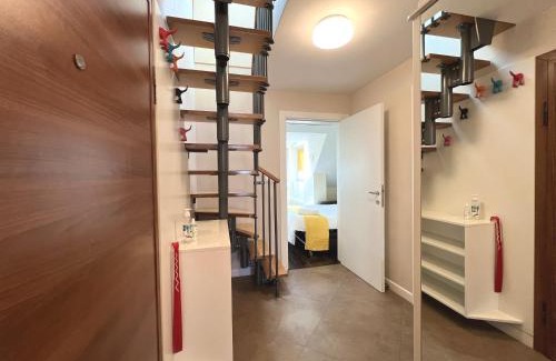 Sofia City Center Apartment | Unique Luxurious Jacuzzi PENTHOUSE DUPLEX in City Center! 2 BATHS! FREE PARKING!