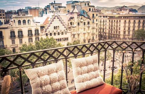 Eixample Apartment | UNIQUE Paseo de Gracia CASA BATLLÓ Barcelona Center