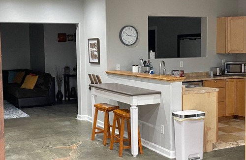 Rabbit Creek House | Unique quiet 2 Bedroom space in South Anchorage