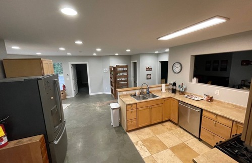Rabbit Creek House | Unique quiet 2 Bedroom space in South Anchorage