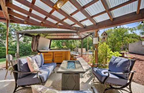 Berkley House | Unique & Spacious House Steps From Regis