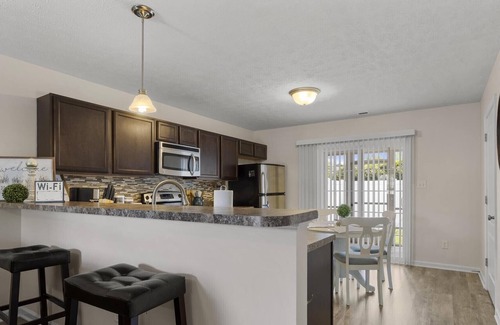 Westgate House | Unique Townhome in the center of Jacksonville!
