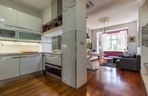 Split Apartment | UNIQUE & URBAN 4* House DelMarco apt @ TOP CENTRAL LOCATION