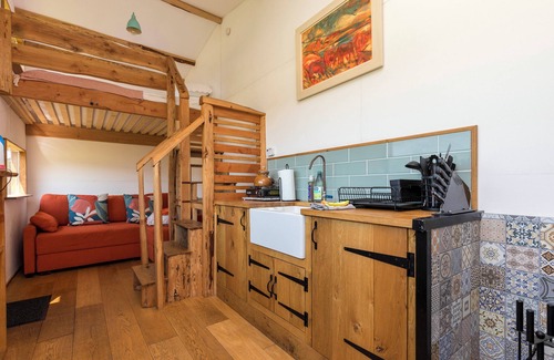 Graffham Cabin | Unique Wooden Cabin with outdoor bath and private field. Sleeps 4