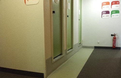 Montauban Hotel | Unisotel Montauban EX F1